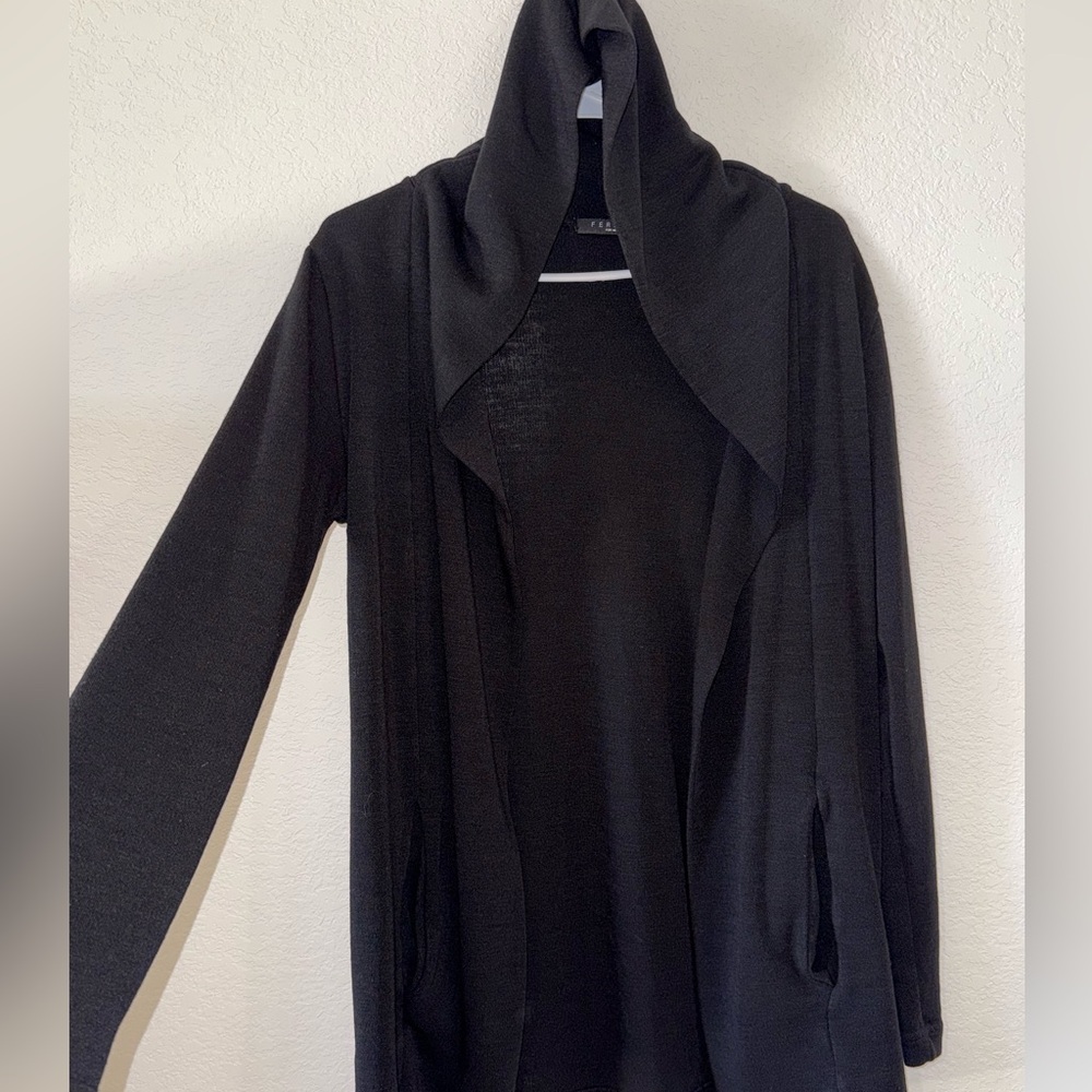 ❤️Cardigan❤️ - Picture 2 of 3